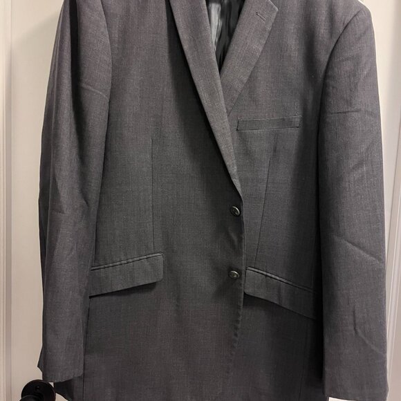 Bachrach Men's Navy Blue Suit